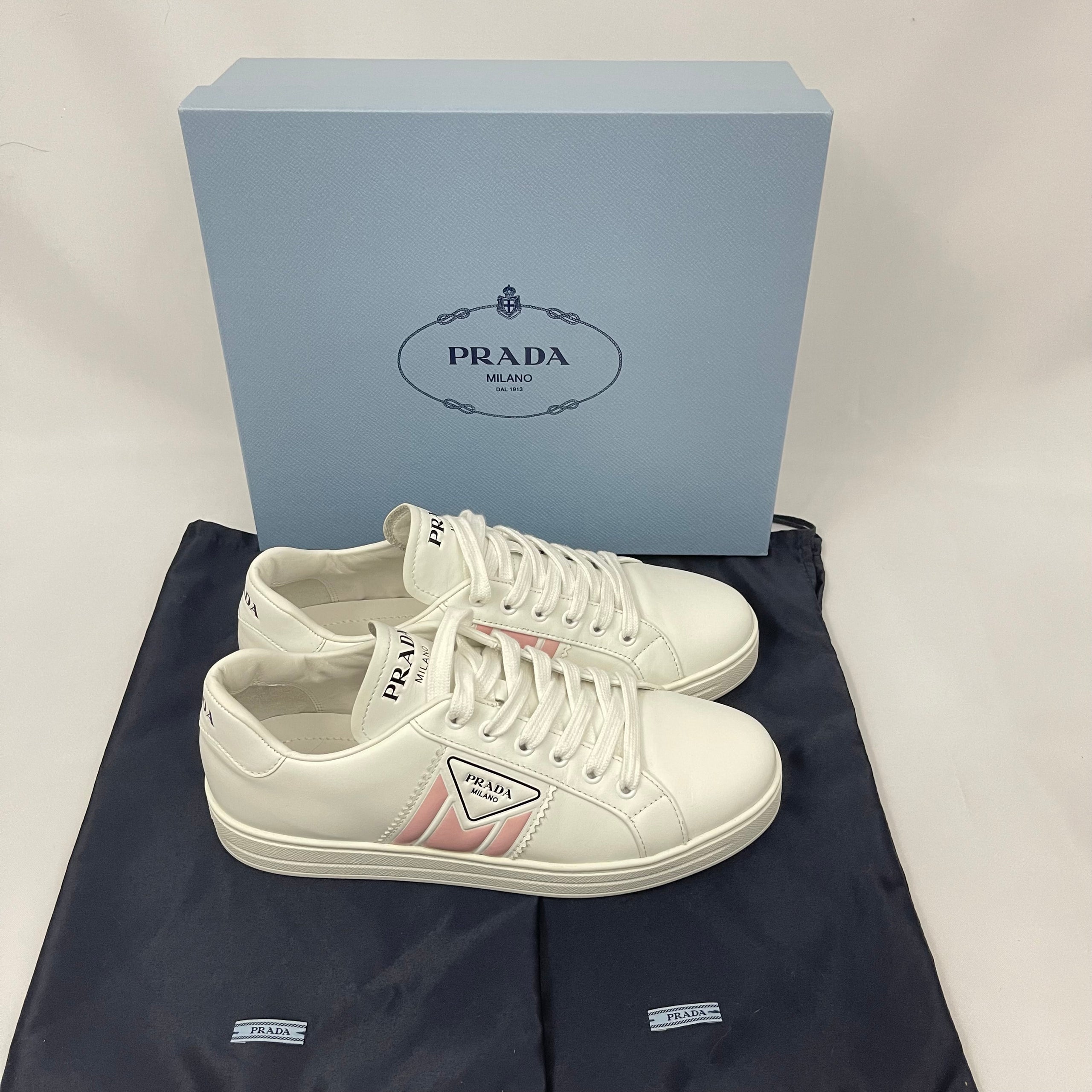 Prada logo clearance low top sneaker